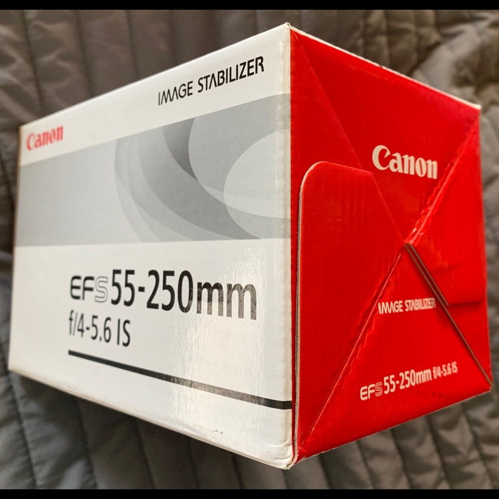Cannon Zoom Lens EF-S 55-250mm f/4-5.6 IS (New)